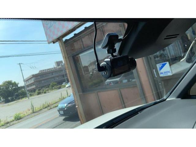 R4年　ステップワゴン　ドライブレコーダー前後取り付け！千葉県船橋市・市川市・鎌ヶ谷市・白井市・松戸市・習志野市・八千代市・千葉市、幕張・浦安市、他地域のお客様も大歓迎です！
　