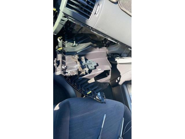 R4年　ランクルプラド　ETC　ドライブレコーダー前後取り付け！千葉県船橋市・市川市・鎌ヶ谷市・白井市・松戸市・習志野市・八千代市・千葉市、幕張・浦安市、他地域のお客様も大歓迎です！