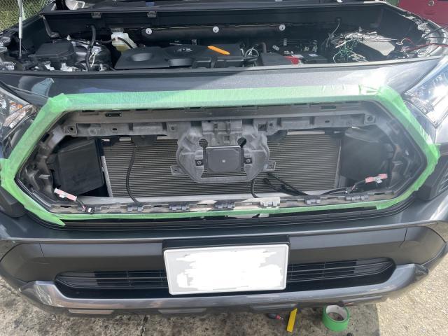 トヨタ　ＲＡＶ４　タコマ風グリル取り付け！千葉県船橋市・市川市・鎌ヶ谷市・白井市・松戸市・習志野市・八千代市・千葉市、幕張・浦安市、他地域のお客様も大歓迎です！