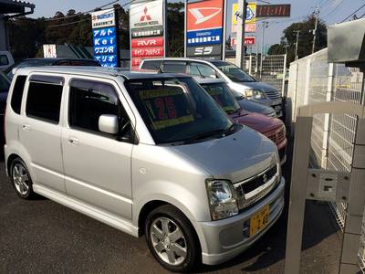 中古車の販売もしている