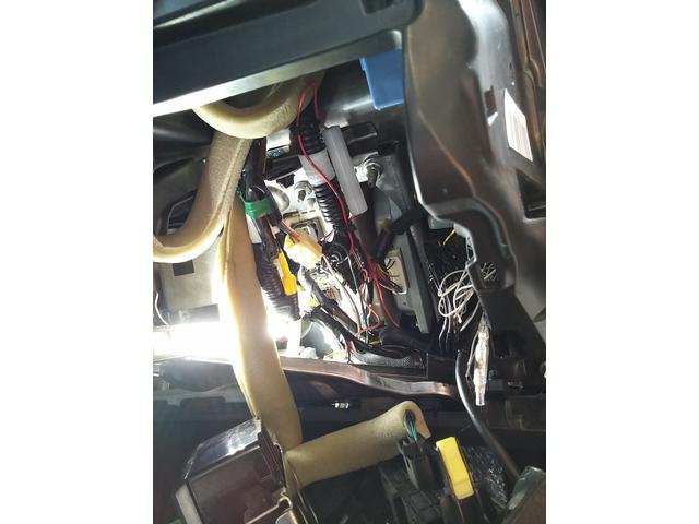 レクサス LS600h データシステムエアサスコントローラー レクサス LS600h データシステムエアサスコントローラー