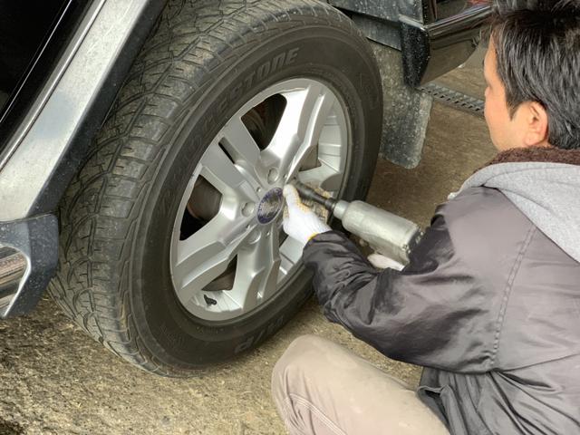 メルセデス・ベンツ　Gクラス　ゲレンデ　車検整備　点検　ブレーキオイル　WAKO'S・柏市・松戸市・流山市・野田市・鎌ケ谷市・八千代市・市川市・白井市・我孫子市・取手市・守谷市・三郷市・八潮市・草加市・吉川市・越谷市・春日部市　大歓迎です！