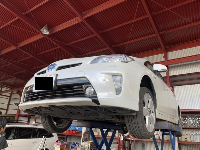 トヨタ　プリウス　フォグライト切れ　LED交換　千葉県柏市　HDP