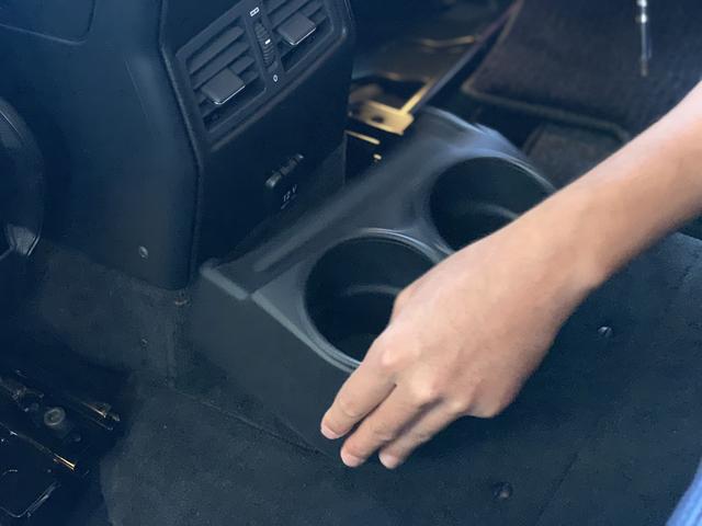 メルセデス・ベンツ G350d マグネタイトブラック 納車準備 サブ