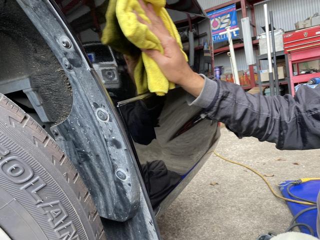トヨタ　ランドクルーザー　リアバンパー　交換　修理　エアロ　磨き　コーティング　国産車　ランクル　千葉県　柏市　HDP　