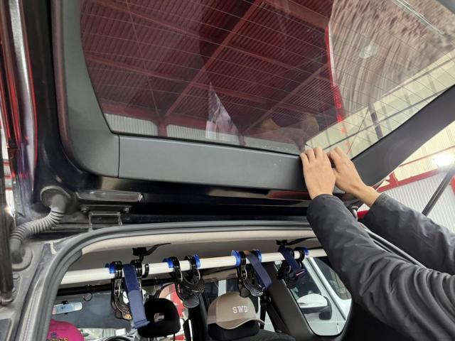 ニッサン エクストレイル ブレーキランプ取替え
