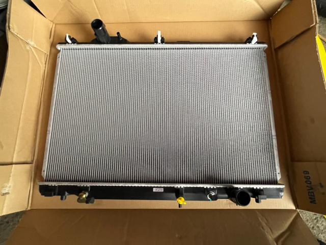 レクサス LS460 ラジエーター交換