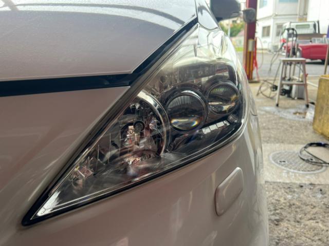 トヨタ プリウスα ヘッドライト磨き ヘットライド