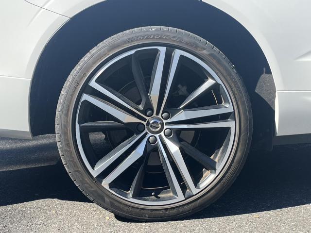 VOLVO ボルボ XC60 タイヤ交換 21インチアルミホイール |グー VOLVO ボルボ XC60 タイヤ交換 21インチアルミホイール |グー