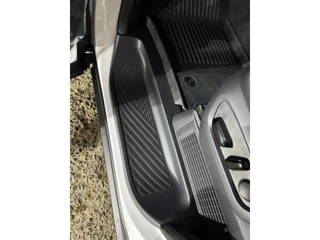 レクサス　他 レクサス　内装品取付 LM500h　マット