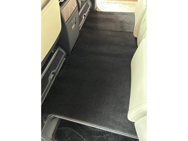 レクサス　他 レクサス　内装品取付 LM500h　マット