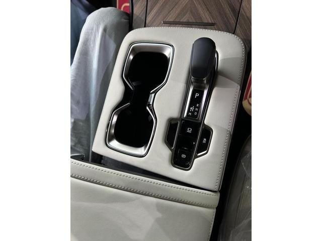 レクサス　他 レクサス　内装品取付　LM500ｈ　カップホルダーイルミネーション　PPT