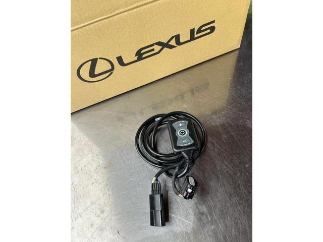 レクサス　他 レクサス　内装品取付　LM500ｈ　カップホルダーイルミネーション　PPT