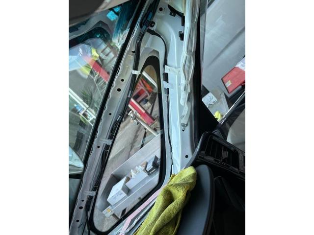 レクサス　他 レクサス　内装品取付  LM500h　TVキャンセラー　レーダー