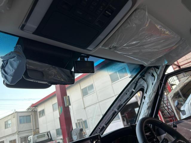 レクサス　他 レクサス　内装品取付  LM500h　TVキャンセラー　レーダー