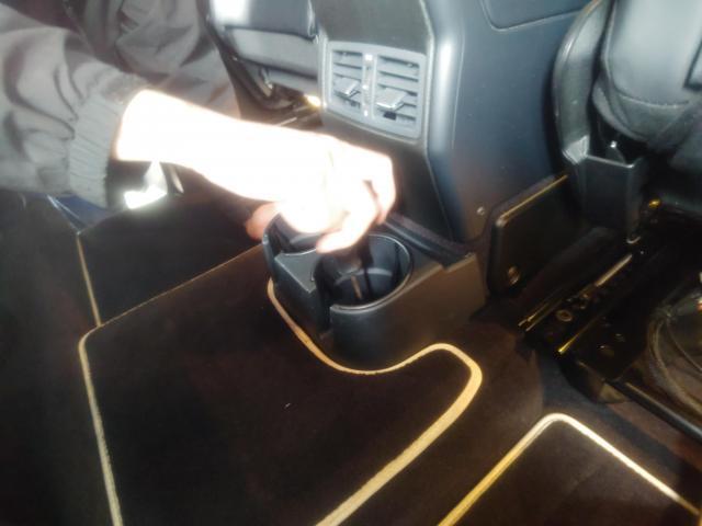 メルセデス・ベンツ　ゲレンデヴァーゲン　アクセルスペーサー取付　バッテリー交換