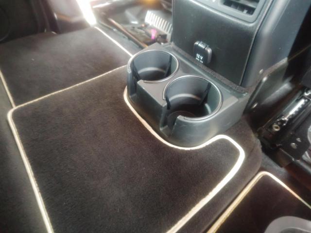 メルセデス・ベンツ　ゲレンデヴァーゲン　アクセルスペーサー取付　バッテリー交換