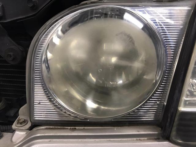 トヨタ　プログレ　ヘッドライト磨き　ヘッドライトコーティング　黄ばみ除去