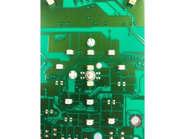 スズキ　スイフト　スイフトスポーツ　メーター　メーターLED　LED打ち換え　打ち換え　LED