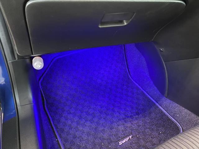 スイフト　その他電装系取付　フットライト取り付け　エンジンオイル交換　ワコーズ　WAKO'S　EXクルーズSP　5w-30