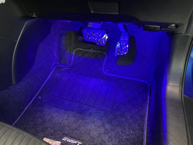 スイフト　その他電装系取付　フットライト取り付け　エンジンオイル交換　ワコーズ　WAKO'S　EXクルーズSP　5w-30