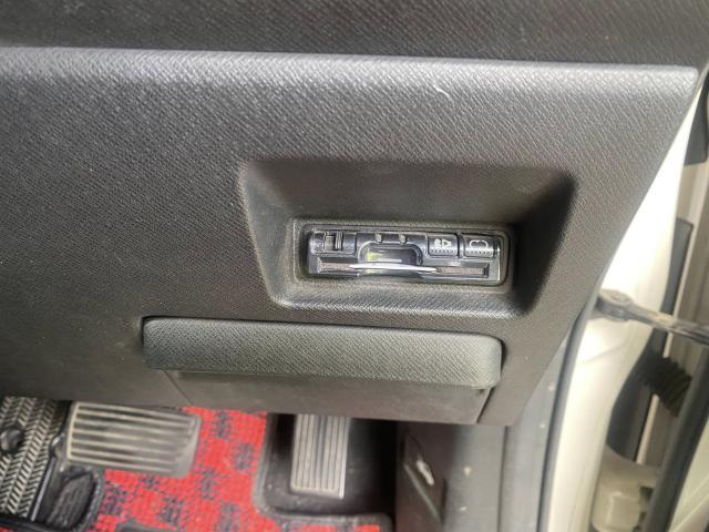 ホンダ　ステップワゴンスパーダ　カーナビ・ETC・ドラレコ取付　カーナビ交換　ETC交換　お持ち込み　持ち込み大歓迎