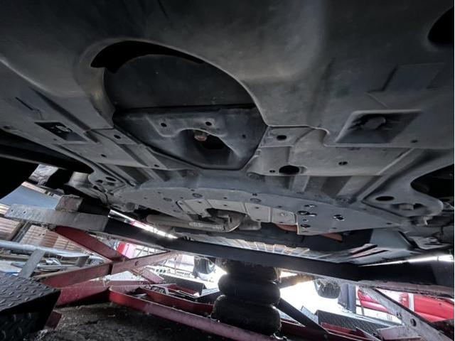 ホンダ　フィット　板金・外装補修　