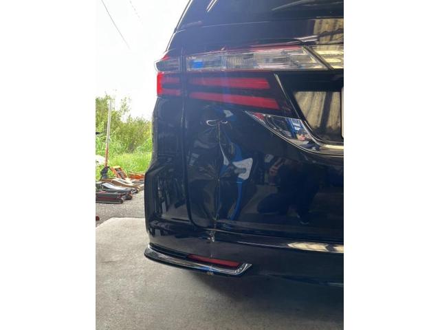 ホンダ　オデッセイ　キズ・へこみ直し　リアバンパー交換　リアゲート交換　板金　修理　