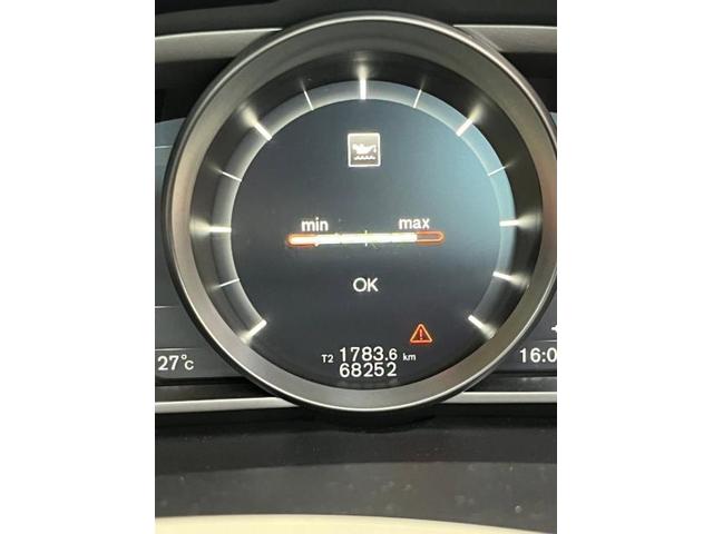 ボルボ　Ｖ４０　ディーゼル車用(オイル交換)　エンジンオイル交換　オイルフィルター交換　お持ち込み　持ち込み大歓迎