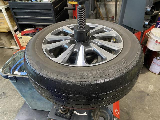 トヨタ エスクァイア ホイール・タイヤ交換 サマータイヤ 交換 オイル交換 エンジンオイル交換 モチュール MOTUL H-TECH100+ 0w-20