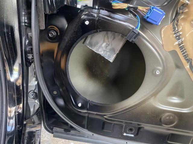 トヨタ エスクァイア その他電装系取付 フロントドアスピーカー交換 スピーカー交換 ツイーター取付