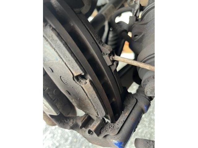 ＢＭＷ　Ｘ４　メンテナンス・日常点検　リアブレーキパッド交換　ブレーキパッド　お持ち込み　持ち込み大歓迎