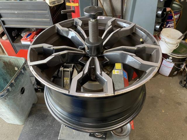 ＢＭＷ　Ｘ３　ホイール・タイヤ交換　サマータイヤ　交換　お持ち込み　持ち込み大歓迎