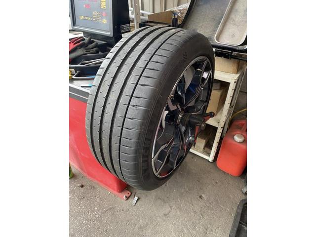 ＢＭＷ　Ｘ３　ホイール・タイヤ交換　サマータイヤ　交換　お持ち込み　持ち込み大歓迎