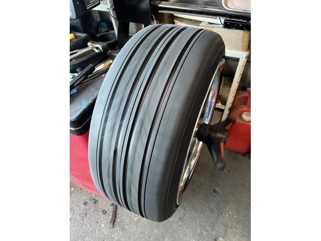 日産　ローレル　ホイール・タイヤ交換　サマータイヤ　交換　お持ち込み　持ち込み大歓迎