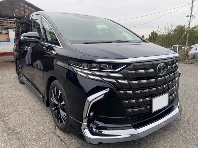 トヨタ　アルファード　ライト・ウィンカー類交換　イルミルーフスポイラースイッチ取付　イルミルーフスポイラー　お持ち込み　持ち込み大歓迎