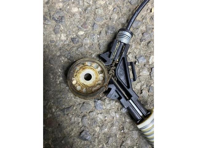 マツダ　ロードスター　電装系修理　ウインドウレギュレーター交換　レギュレーター交換　ウインドウ　レギュレーター