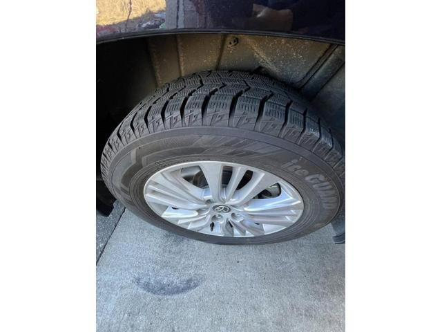 トヨタ　ヴォクシー　ホイール・タイヤ交換　スタッドレスタイヤ　交換　お持ち込み　持ち込み大歓迎