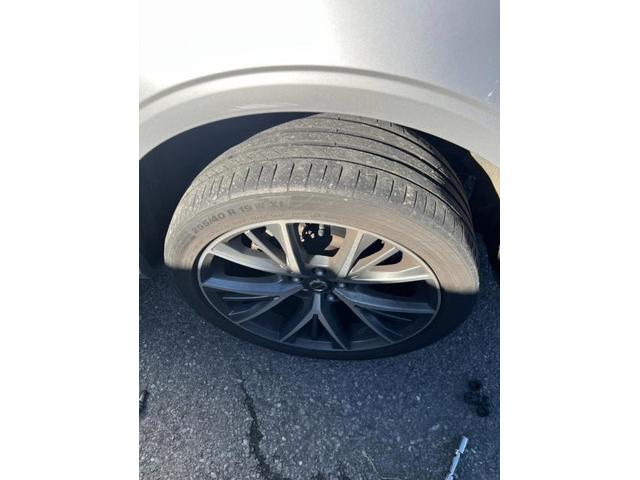 ボルボ　Ｖ９０　ホイール・タイヤ交換　スタッドレスタイヤ　交換　お持ち込み　持ち込み大歓迎