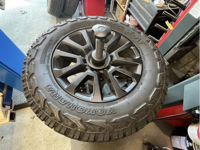 トヨタ　ランドクルーザープラド　ホイール・タイヤ交換　サマータイヤ　交換　組込み　お持ち込み　持ち込み大歓迎