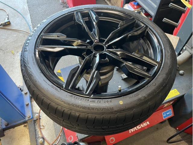 ＢＭＷ　Ｘ４　ホイール・タイヤ交換　サマータイヤ　交換　組込み　お持ち込み　持ち込み大歓迎
