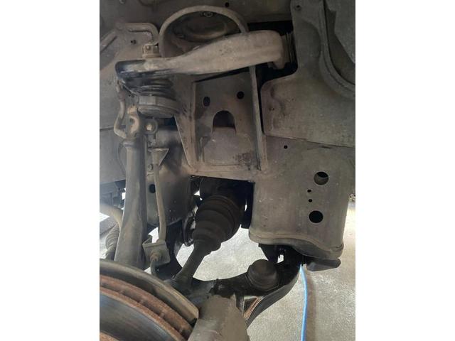 トヨタ　ハイラックスサーフ　外装品・エアロパーツ取付　ショック交換　ショックアブソーバー交換　取付　お持ち込み　持ち込み大歓迎