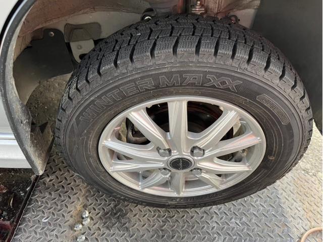 マツダ　スクラムワゴン　ホイール・タイヤ交換　スタッドレスタイヤ　スタッドレス　交換　組込み　ホイール履き替え　お持ち込み　持ち込み大歓迎