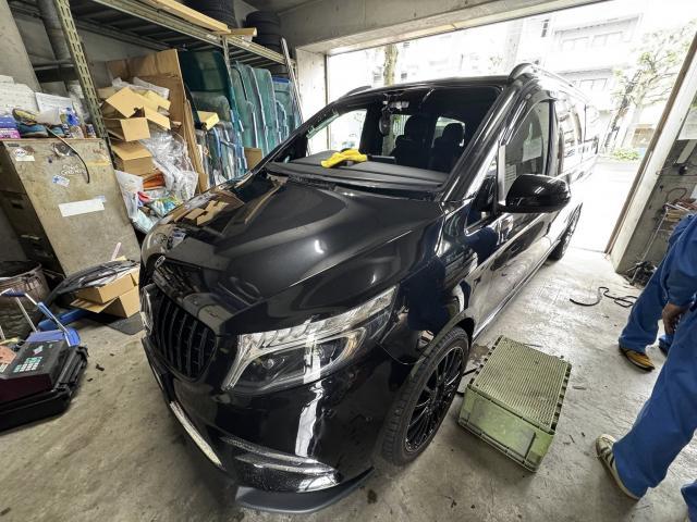 メルセデス・ベンツ　Ｖクラス　板金・外装補修　雨漏れ　水漏れ　フロントガラス　ボンド　交換