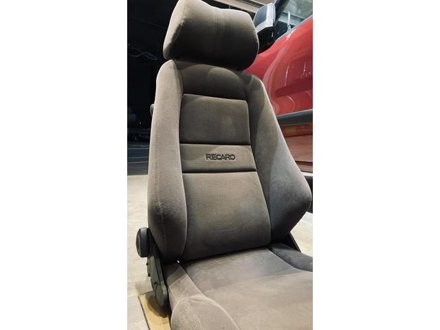 RECARO セミバケットシート 持ち込み 除菌・クリーニング施工　　【東京都江戸川区　FIAT500の販売、修理、パーツ取り付け、銀イオンと純水の車内除菌＆内装クリーニングはピッコロカーズ】