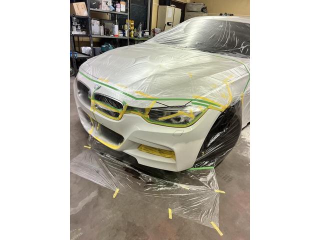 BMW　320I　フロントバンパー　板金塗装