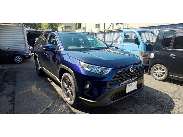 ＲＡＶ４にナビゲーション　ステアリングリモコン＆バックカメラ電動　作業いたしました