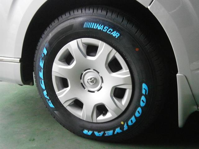 トヨタ　ハイエースバン　スーパーGL　TRH200　オイル交換　タイヤ交換　195/80R15　　
GOODYEAR　NASCAR　松伏町