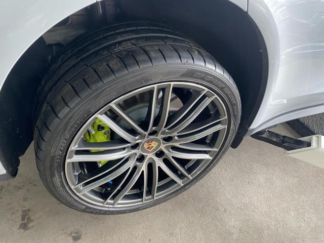 ポルシェ パナメーラ4E 971 ホイールインチアップ TPMSセンサー ポルシェ パナメーラ4E 971 ホイールインチアップ TPMSセンサー