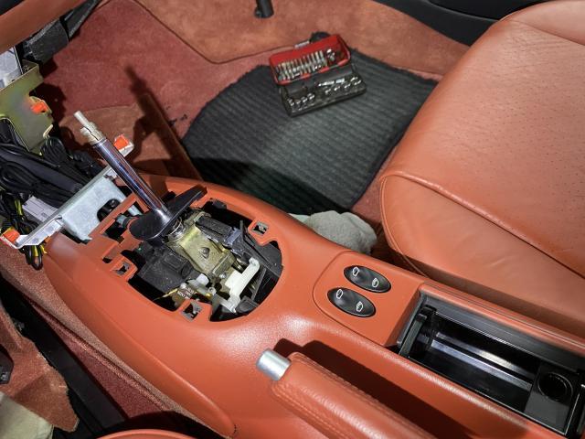 ポルシェ 911ターボ 996　バックランプ不点灯　故障診断　ユニット修理　基板修理　バックランプ点灯しない　故障修理　コンピューター診断　車検　修理　整備　八千代市